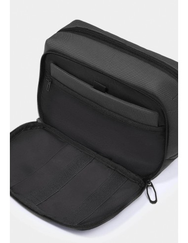 Beauty Case Uomo Piquadro sostenibile e compatto