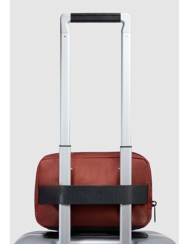 Beauty Case Uomo Piquadro sostenibile e compatto