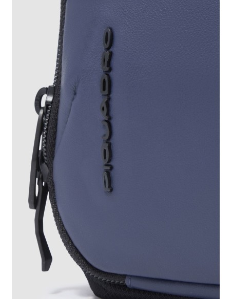 Beauty Case Uomo Piquadro sostenibile e compatto