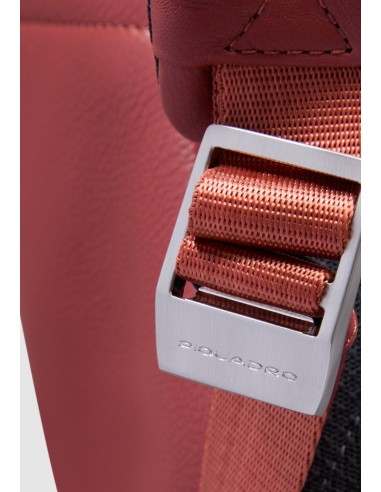 Zaino PC 13,3" in pelle blu con protezione antiurto