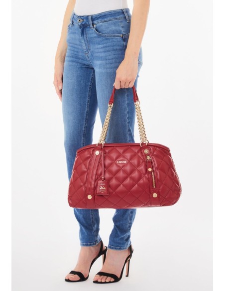 Borsa a Mano  Trapuntata – Eleganza e Capienza