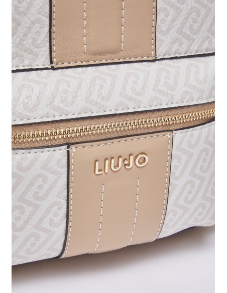 Zaino donna macro bottalato con dettaglio chain