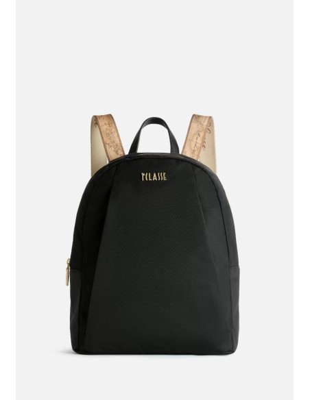 Alviero Martini Prima Classe Nylon Eco Vibe Zaino – Sostenibile & Urban Chic Alviero Martini Prima Classe Nylon Eco Vibe Zaino – Sostenibile & Urban Chic